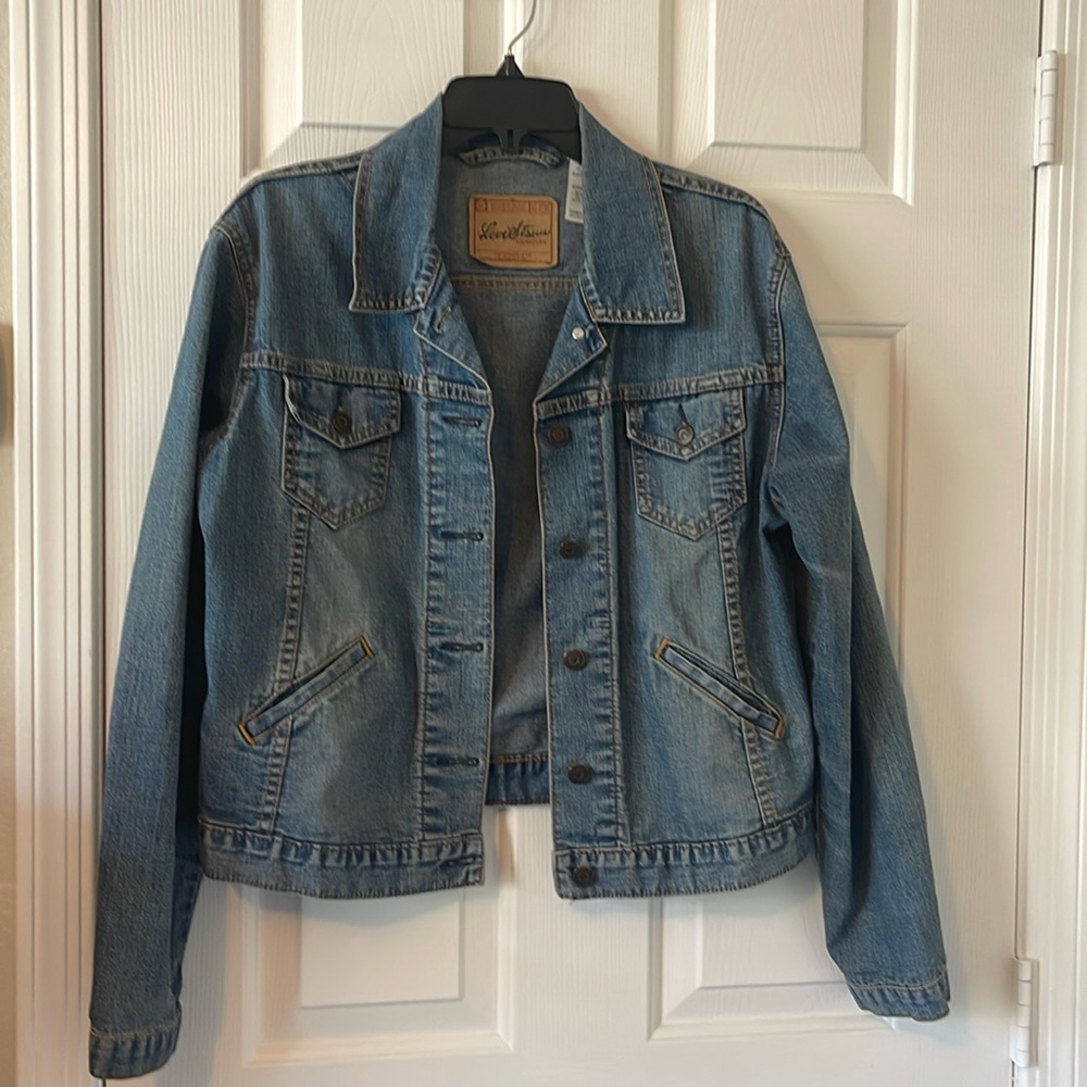 Levi’s denim Jacket sz 8/10